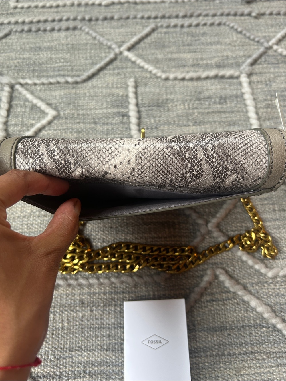 NWT Authentic Fossil Ainsley Snake-Print Clutch/Wallet w Detachable Chain - Picture 11 of 16